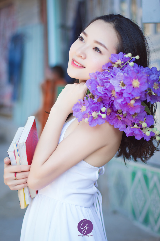 julia一区二区在线播放
